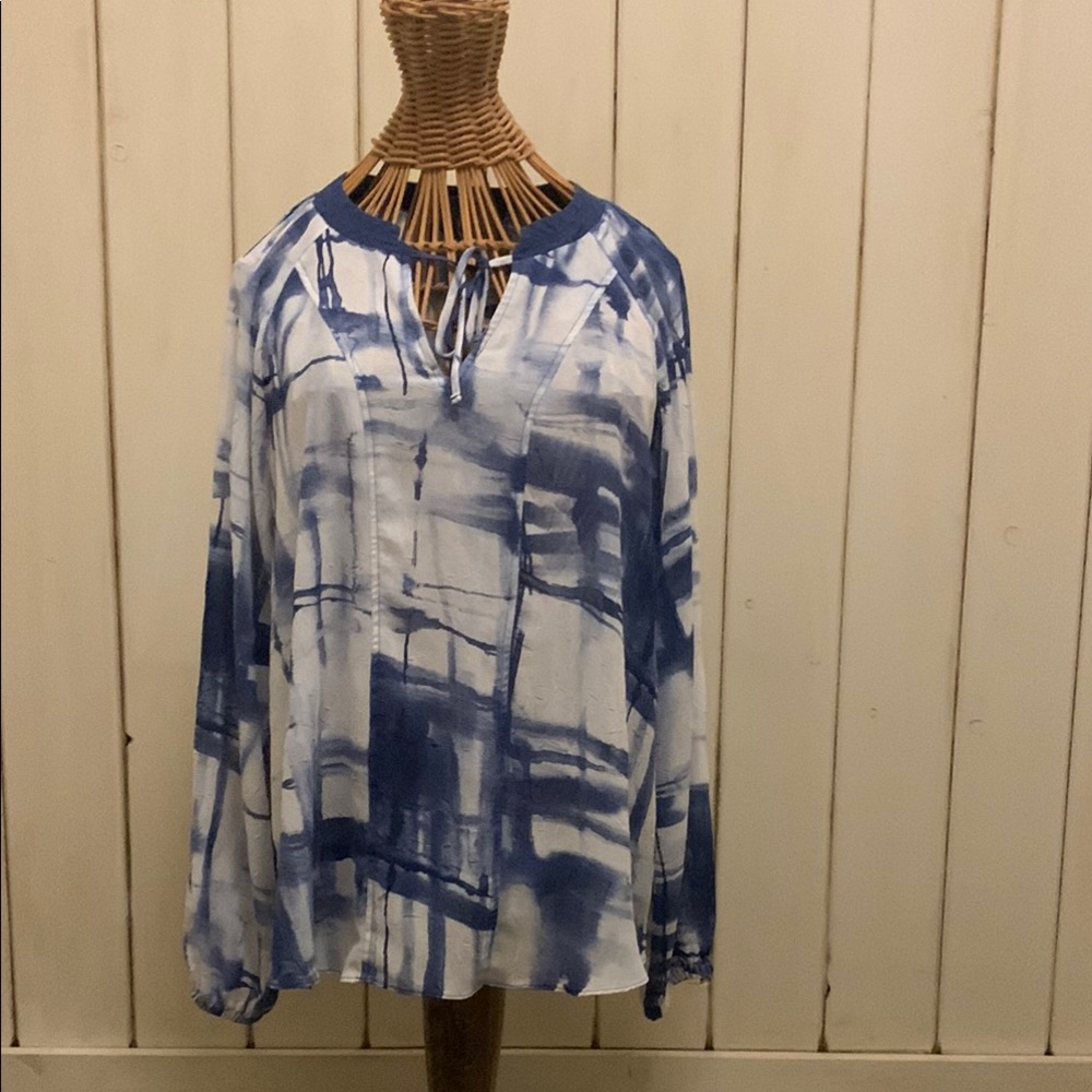 SIMPLY VERA FLOWY BLUE/WHITE SEMI SHEER BLOUSE